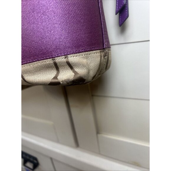 Project Bag-Coach Signature Stripe Tote Plum And Tan Bag #19046 - Picture 9 of 16